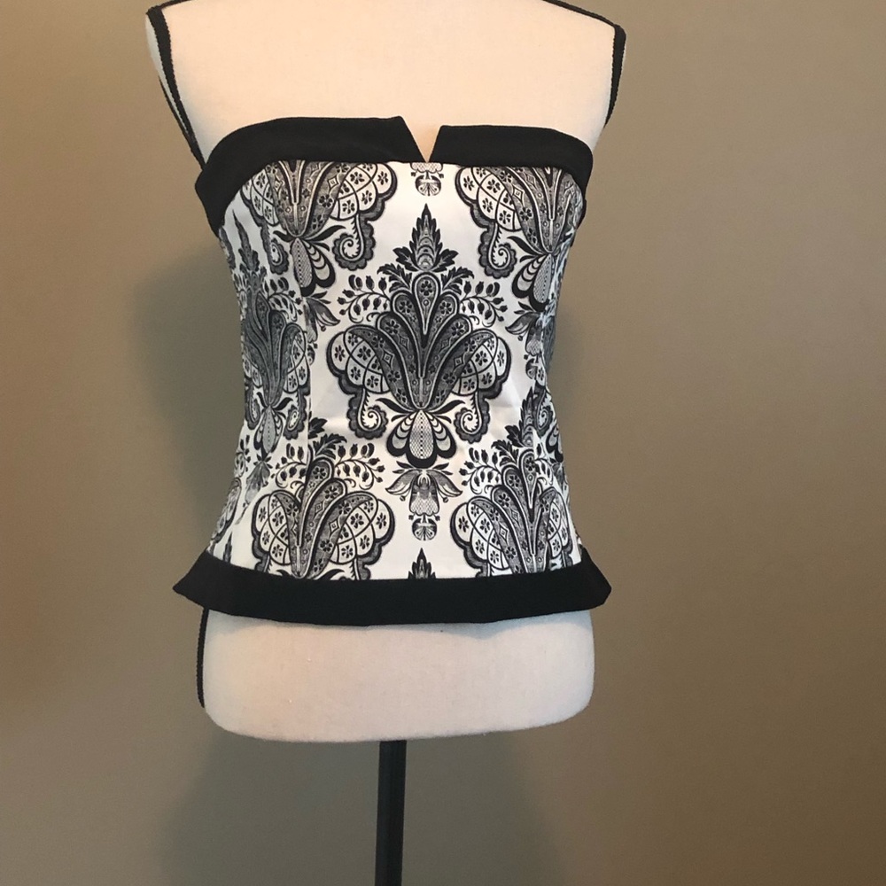 White House Black Market  sz 4 corset top